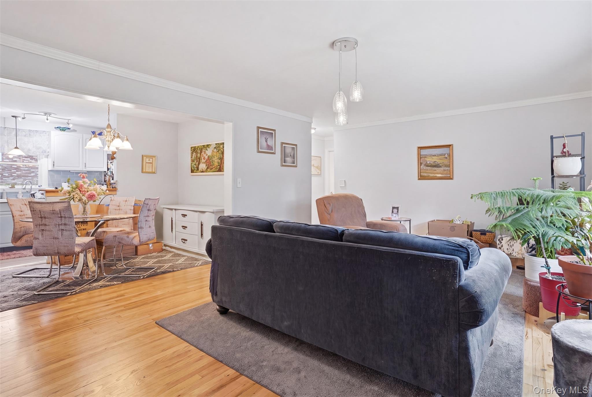 136 N Chestnut Street, Unit 9B photo 7