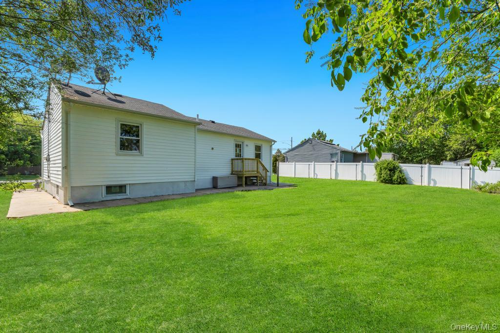 941 Provost Avenue – For Sale photo 5