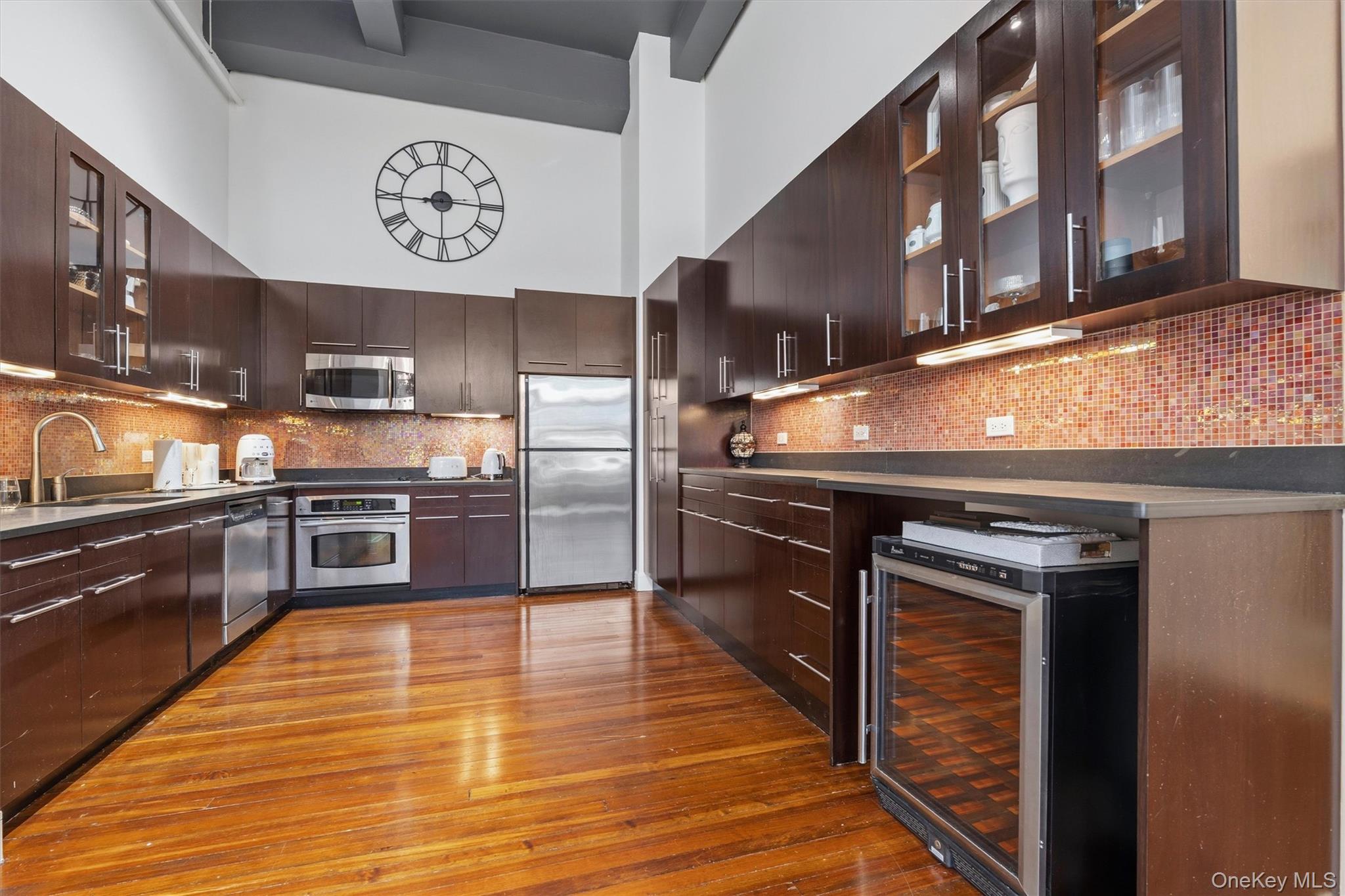 25 Leroy Place, Unit 206 photo 9
