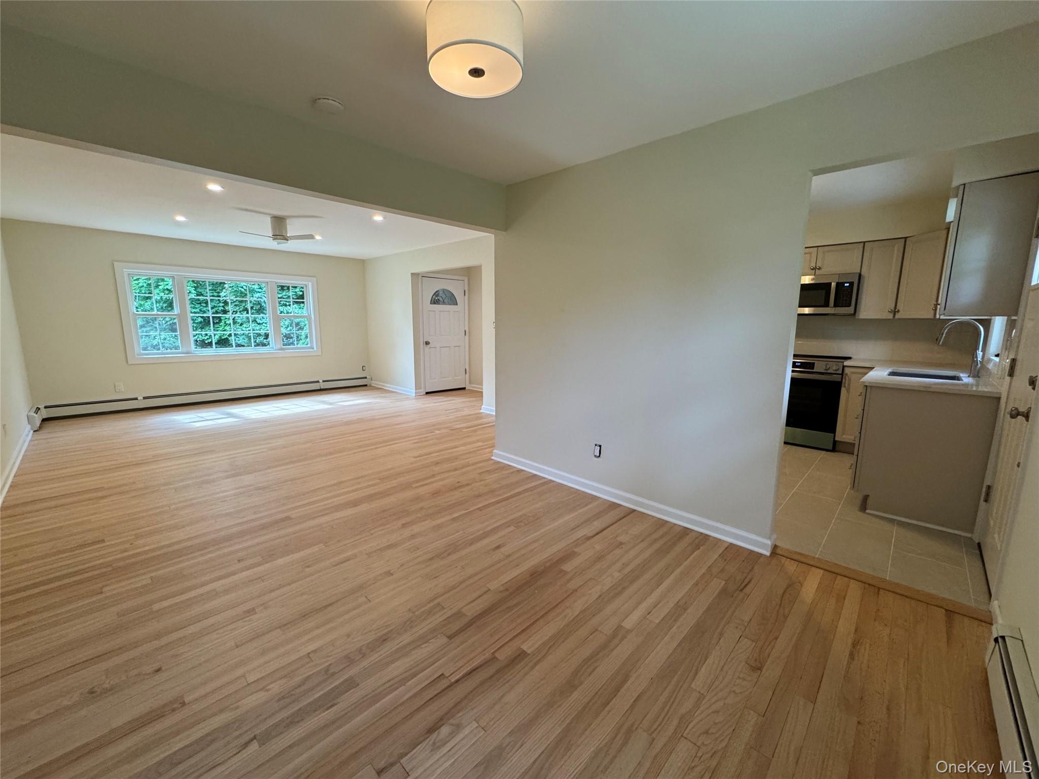 1 Towne Court – For Rent photo 8