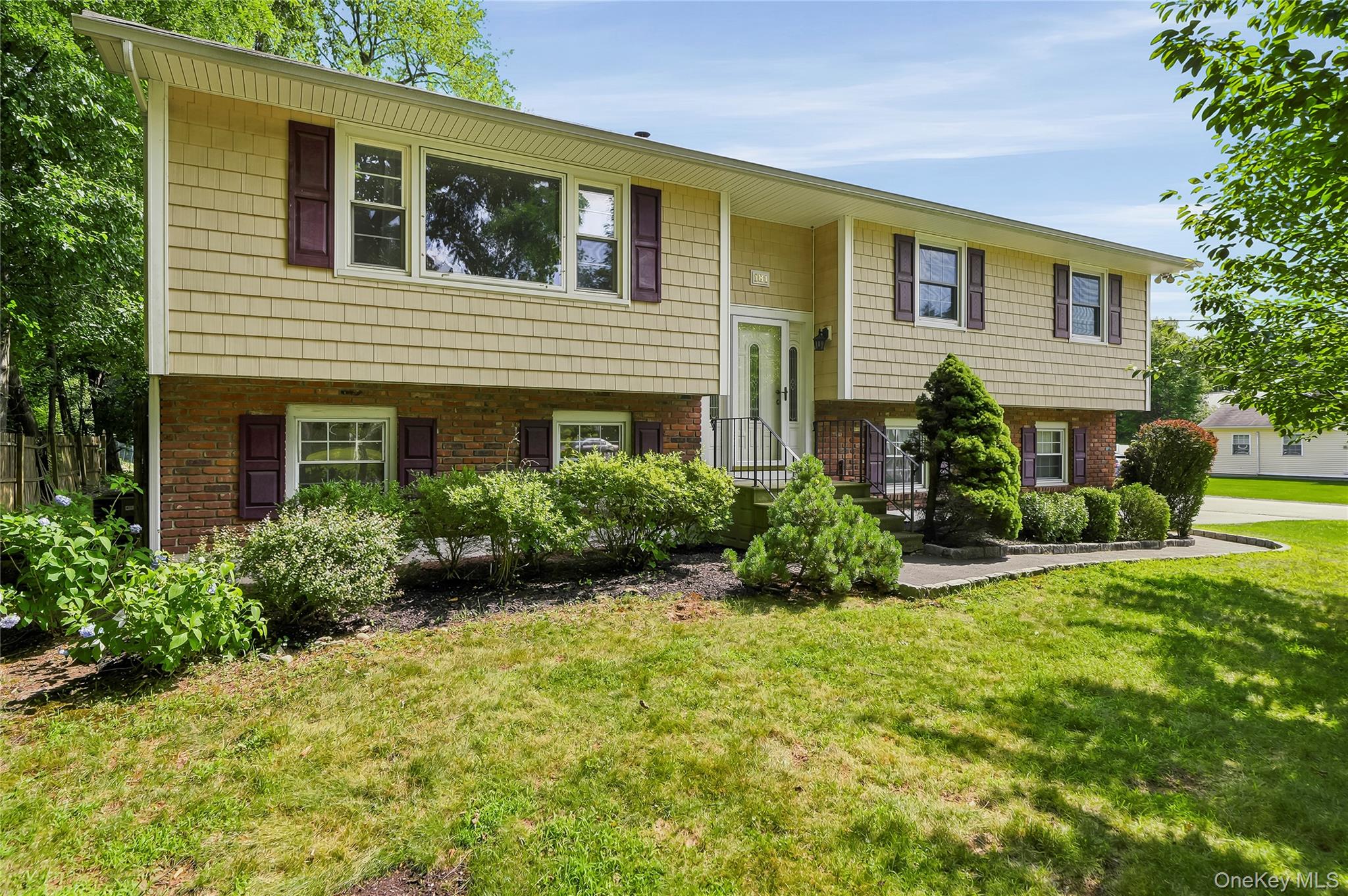 181 Montross Road – For Sale photo 3