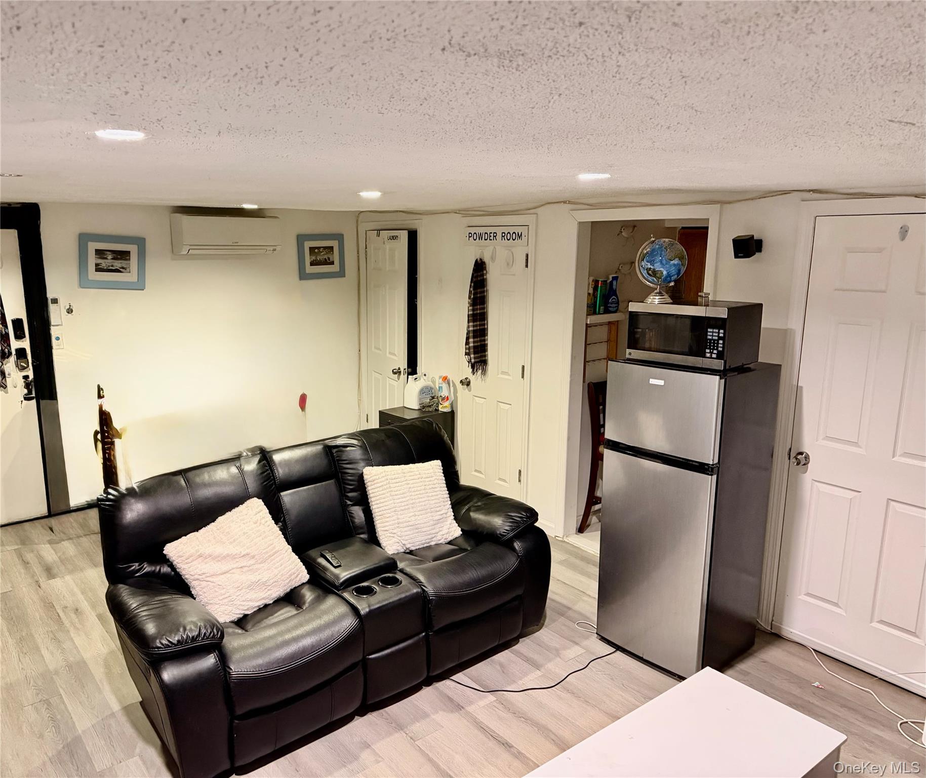 1309 E 52nd Street – For Sale photo 2