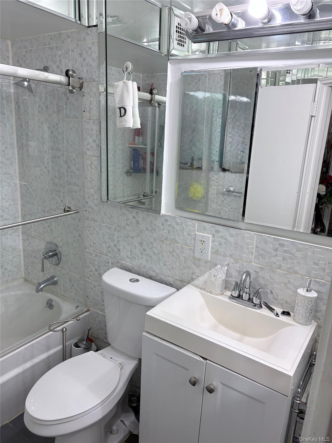 1309 E 52nd Street – For Sale photo 15