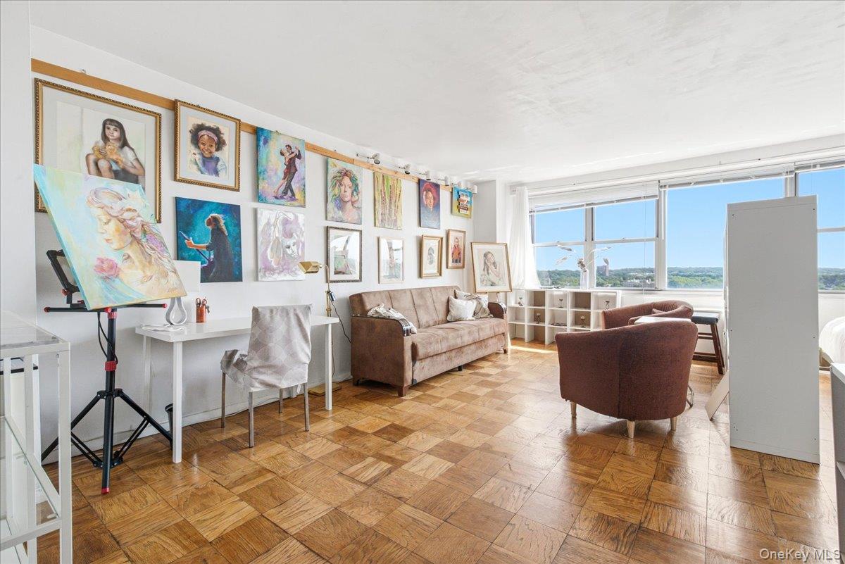 70-25 Yellowstone Boulevard, Unit 16R photo 15