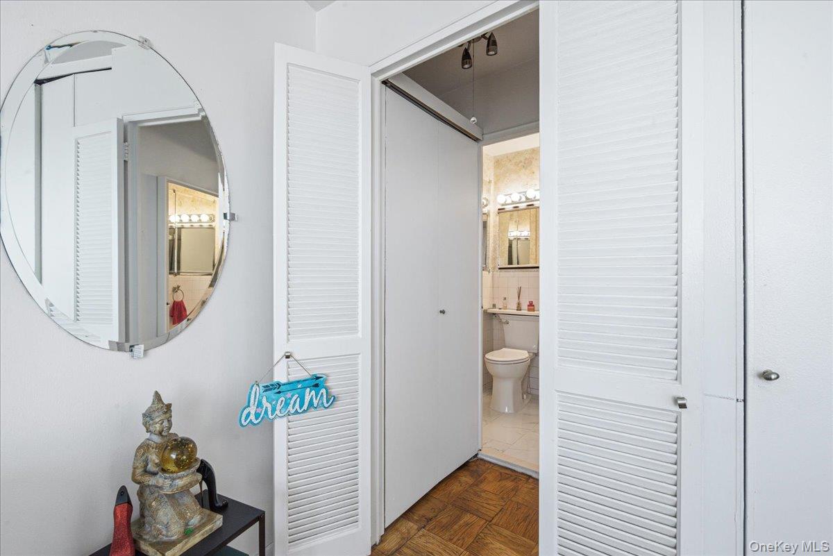 70-25 Yellowstone Boulevard, Unit 16R photo 22