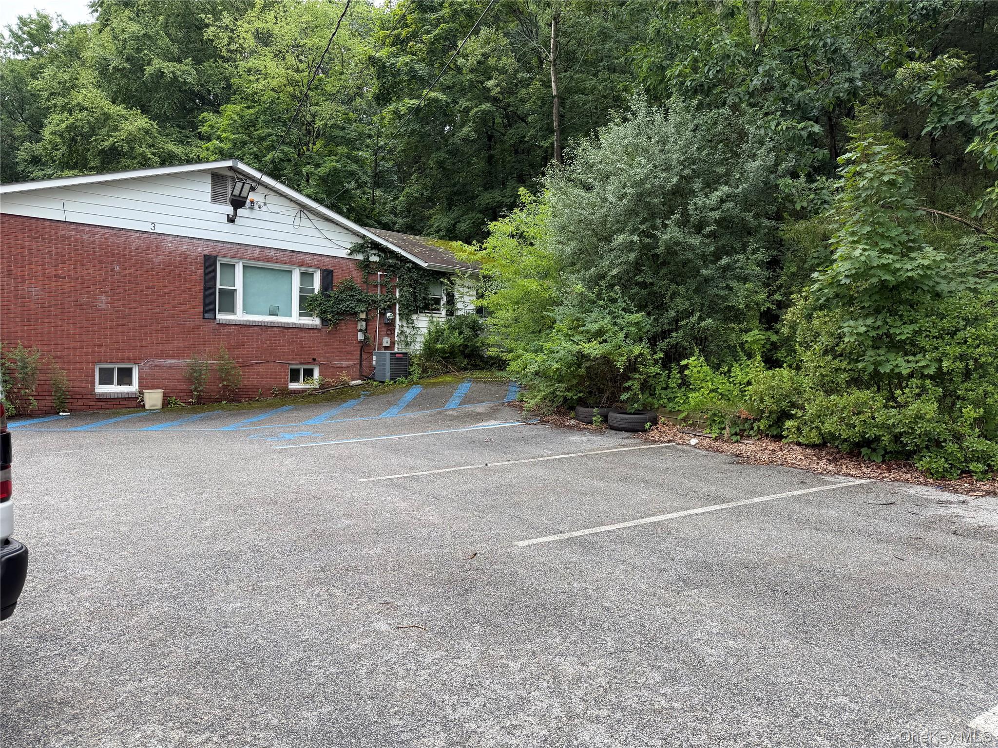 3 Brookside Avenue – For Rent photo 4