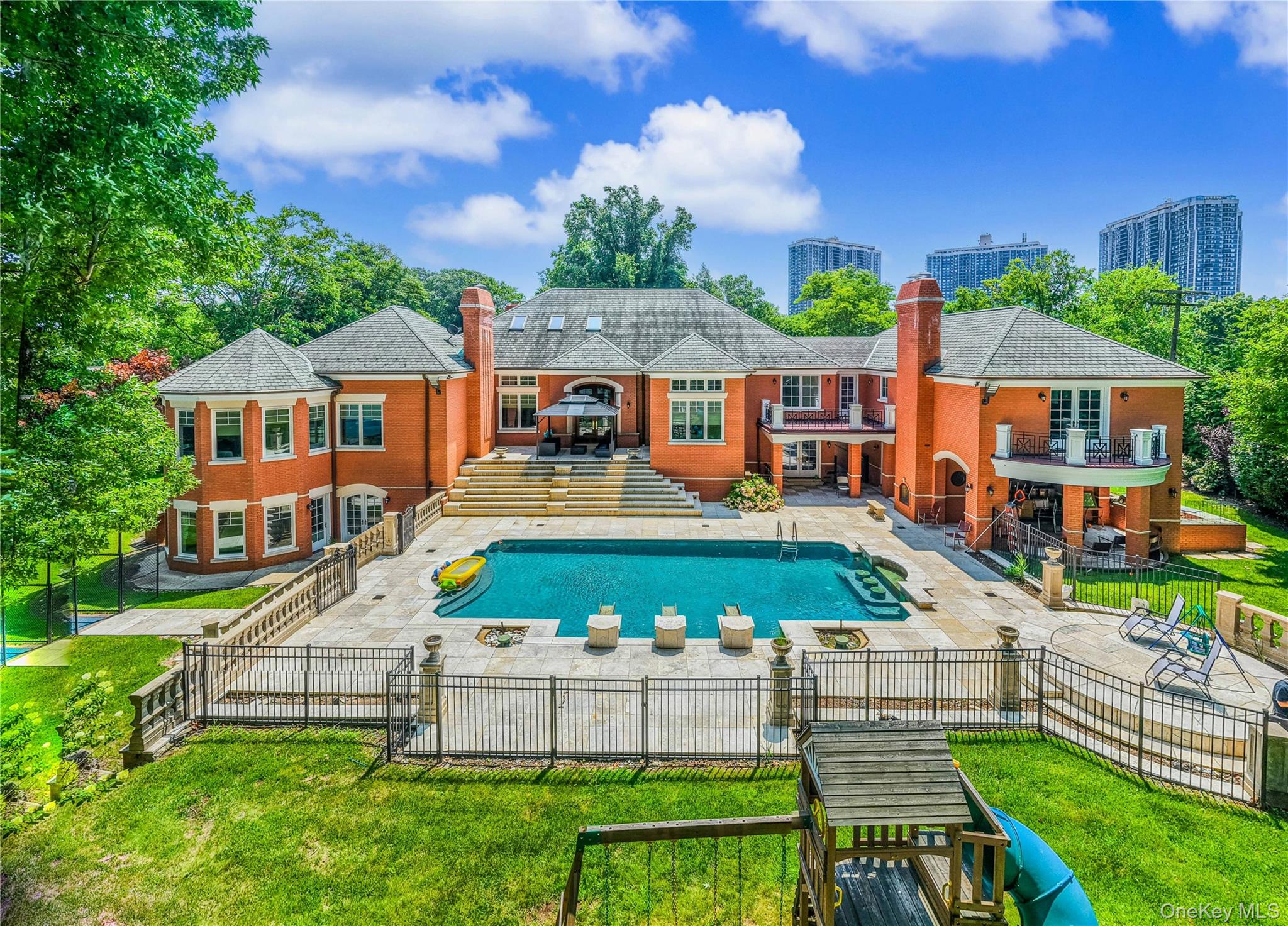 25 Lake Road – For Sale photo 12