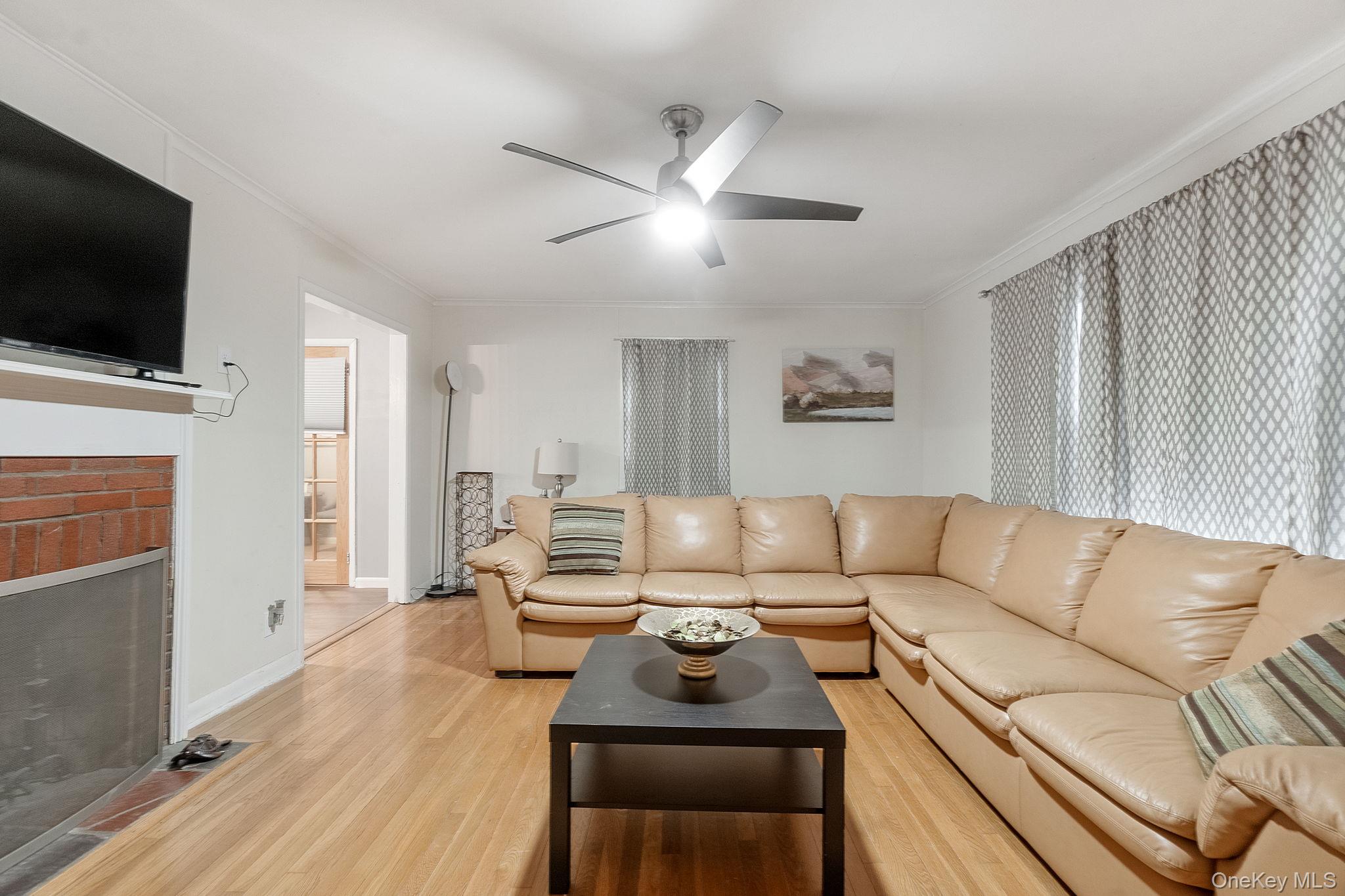 149 David Whites Lane – For Rent photo 2