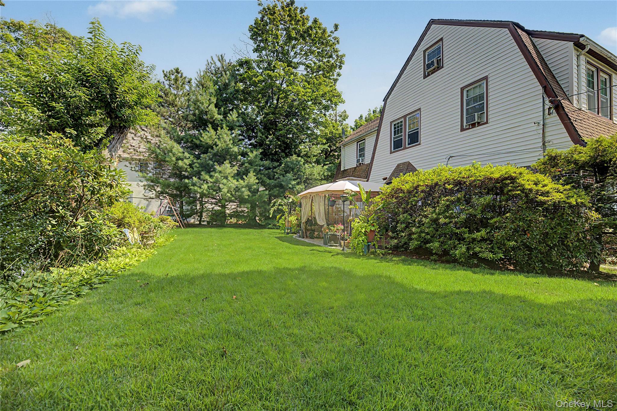 75 Sycamore Avenue – For Sale photo 28