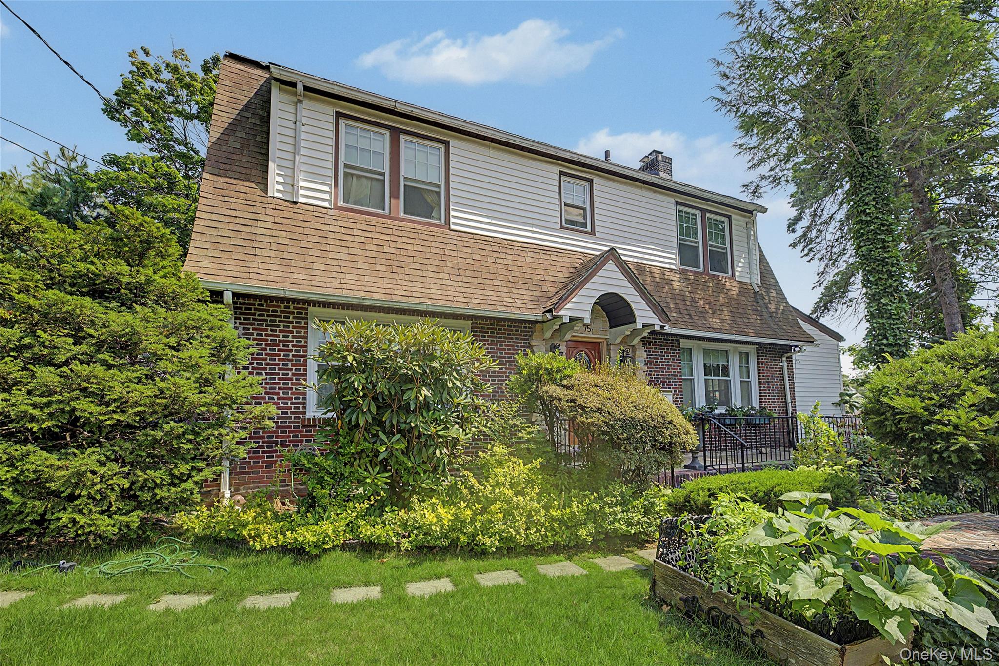 75 Sycamore Avenue – For Sale