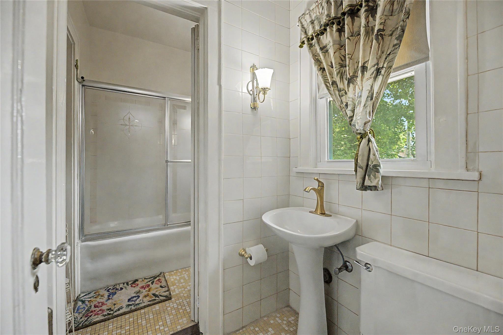 75 Sycamore Avenue – For Sale photo 11