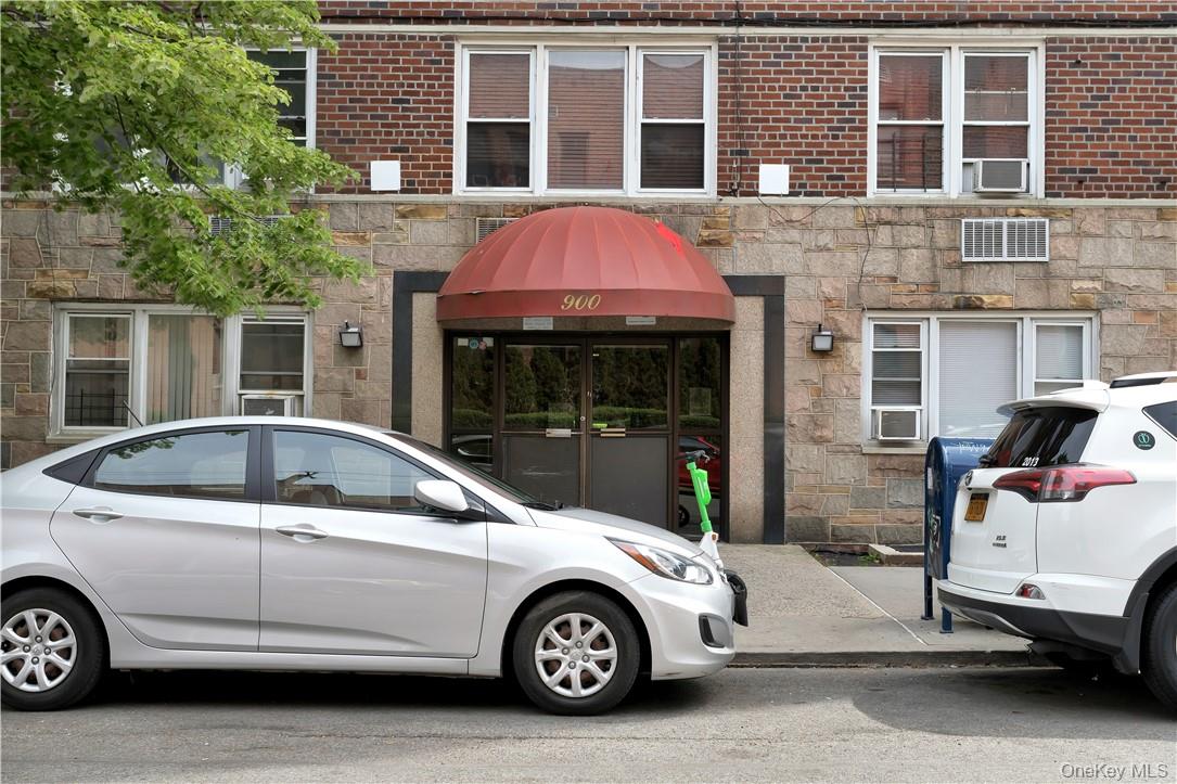 900 Lydig Avenue, Unit 4M photo 4