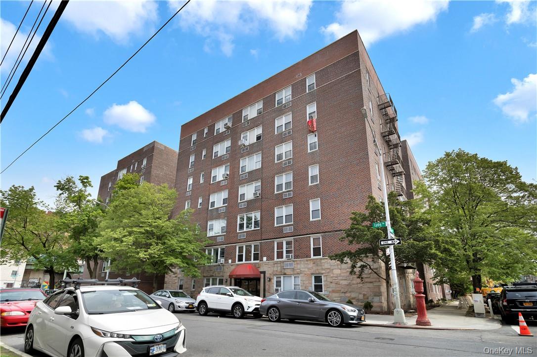 900 Lydig Avenue, Unit 4M photo 5