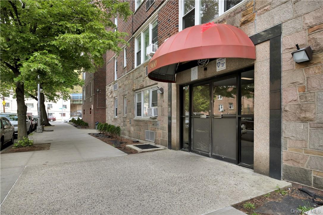 900 Lydig Avenue, Unit 4M