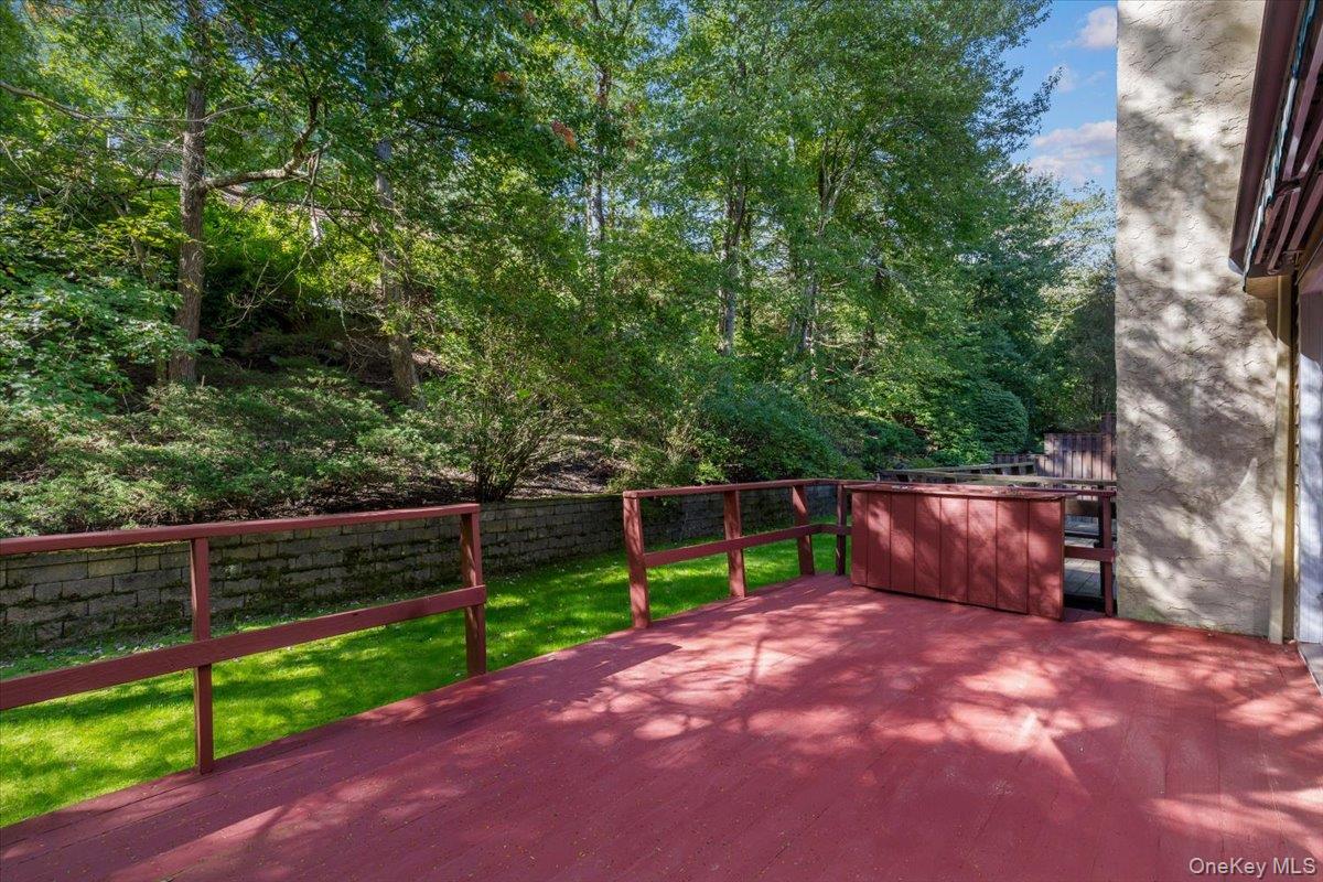 2 Deer Ridge Road – For Sale photo 17