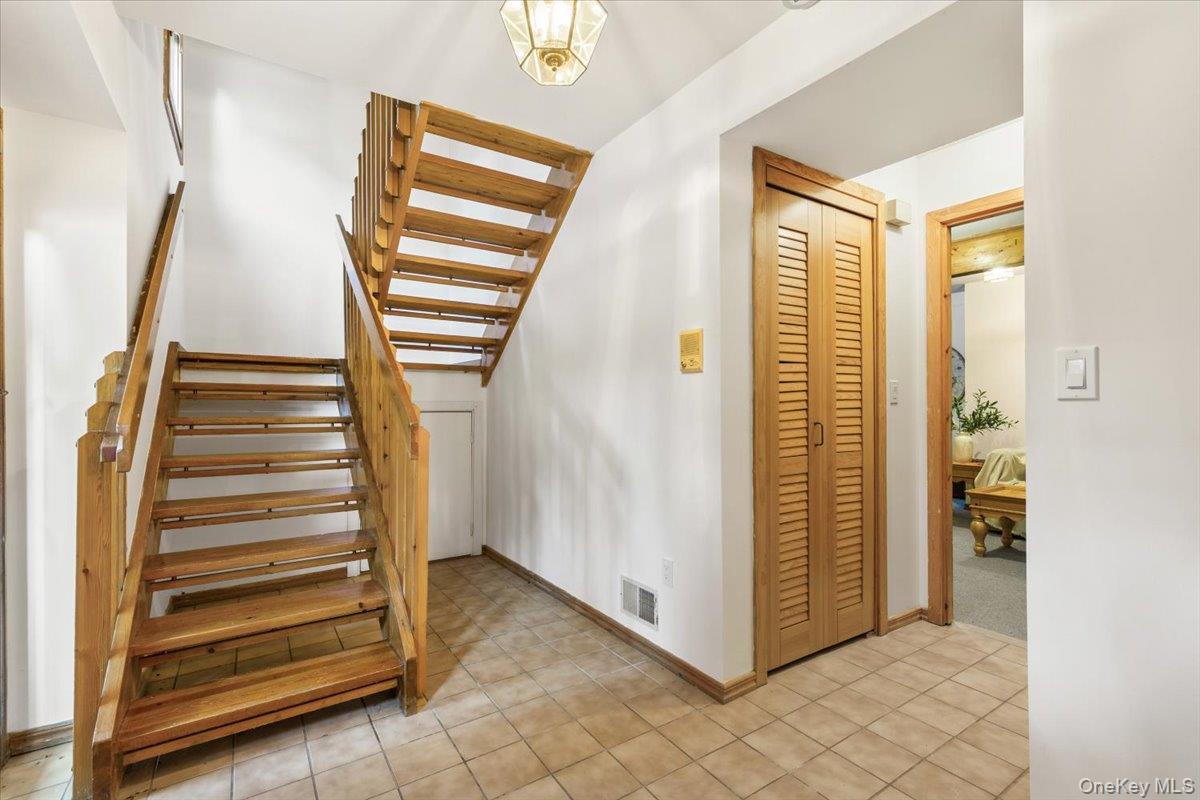 2 Deer Ridge Road – For Sale photo 3