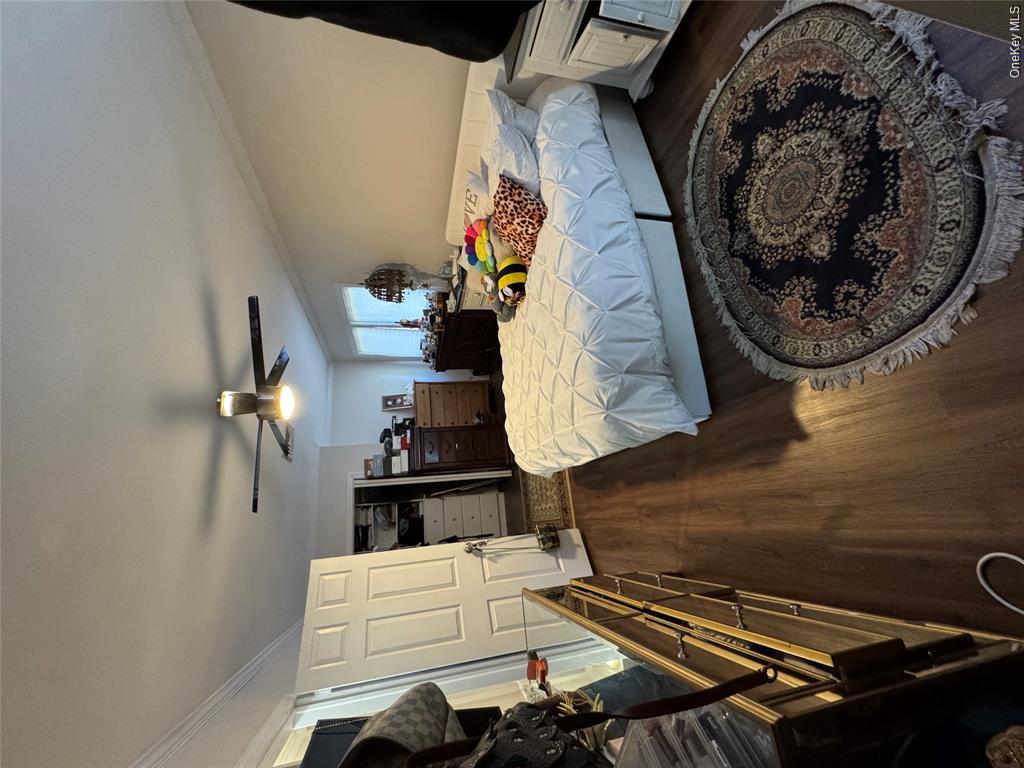 1498 Kew Avenue – For Rent photo 11