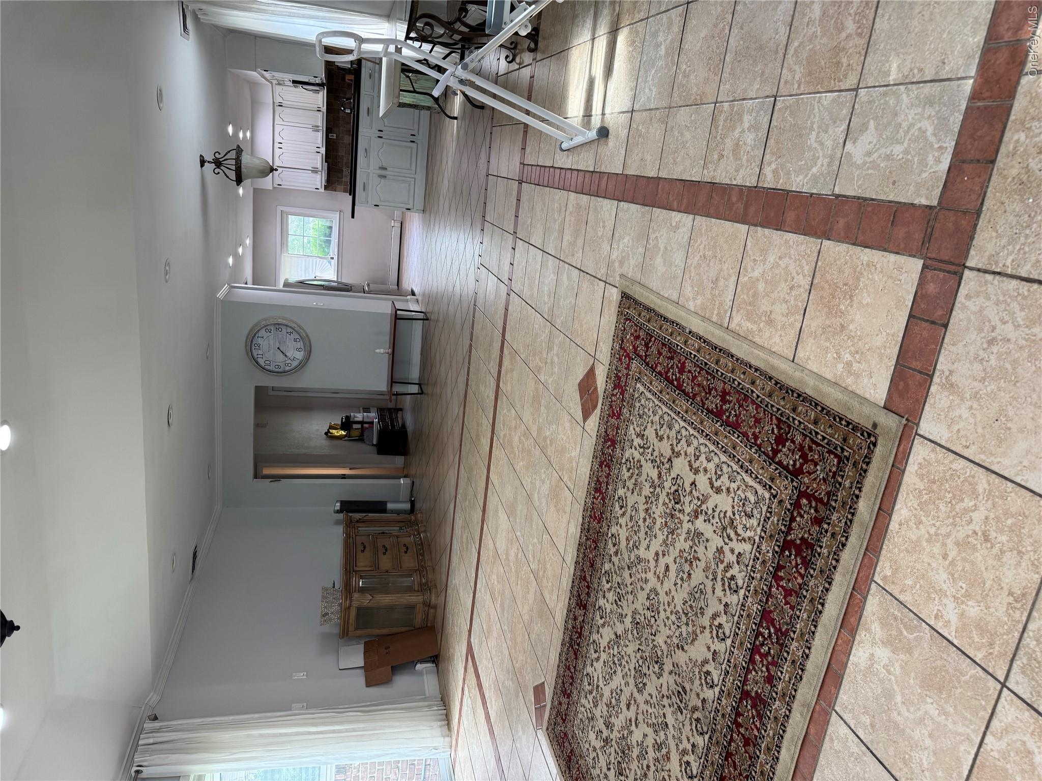 1498 Kew Avenue – For Rent photo 3