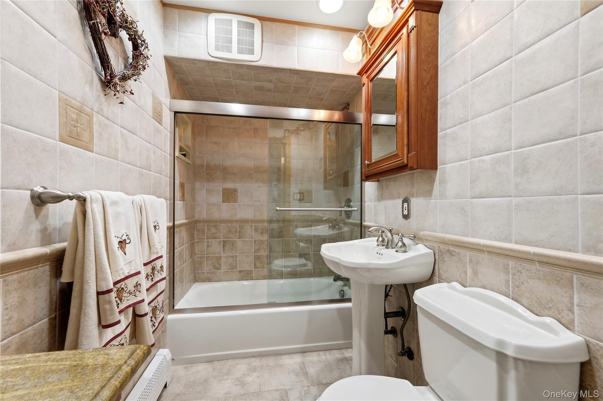 19 Tower Lane – For Sale photo 16