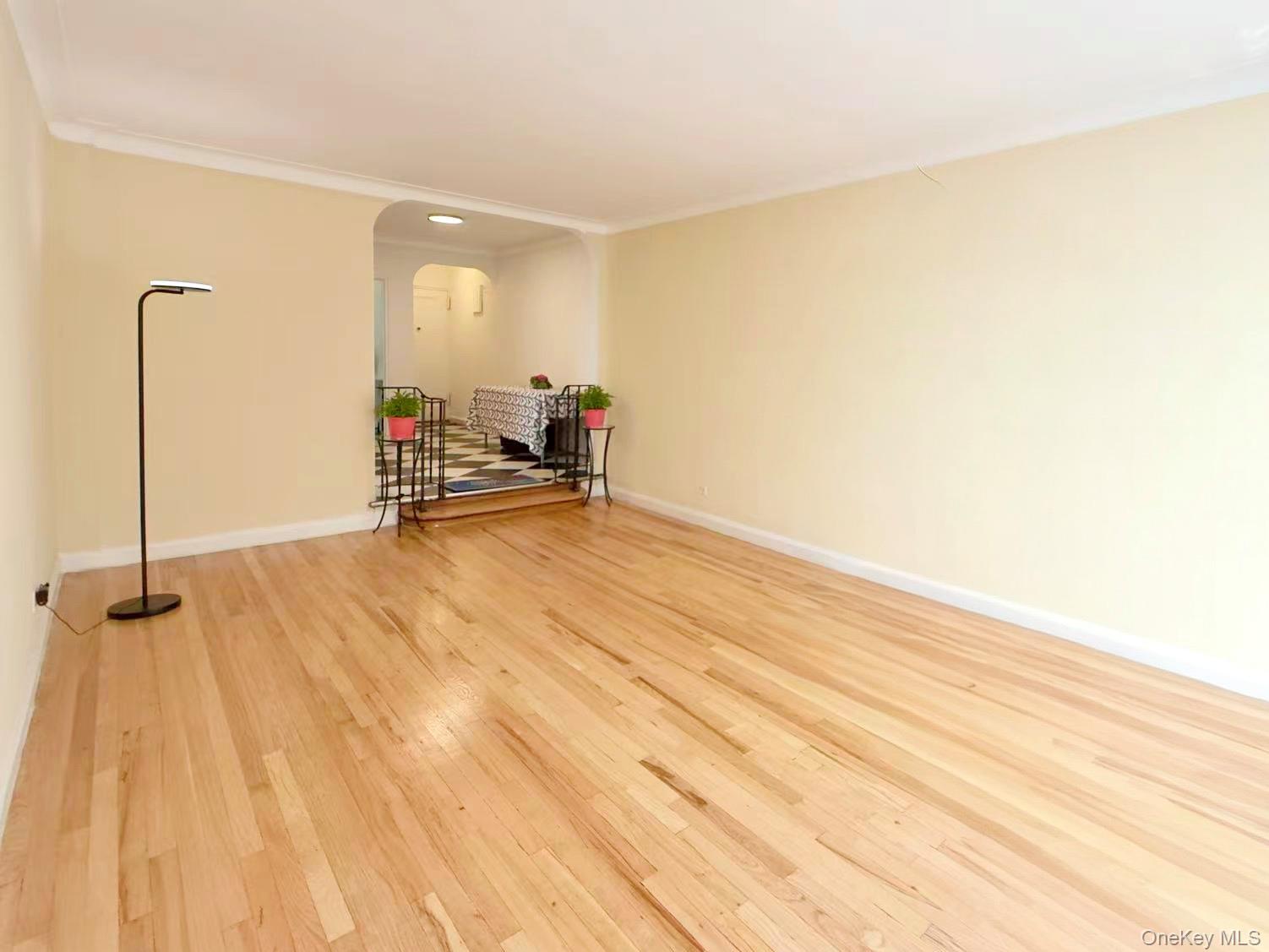 300 W 53rd Street, Unit 4K