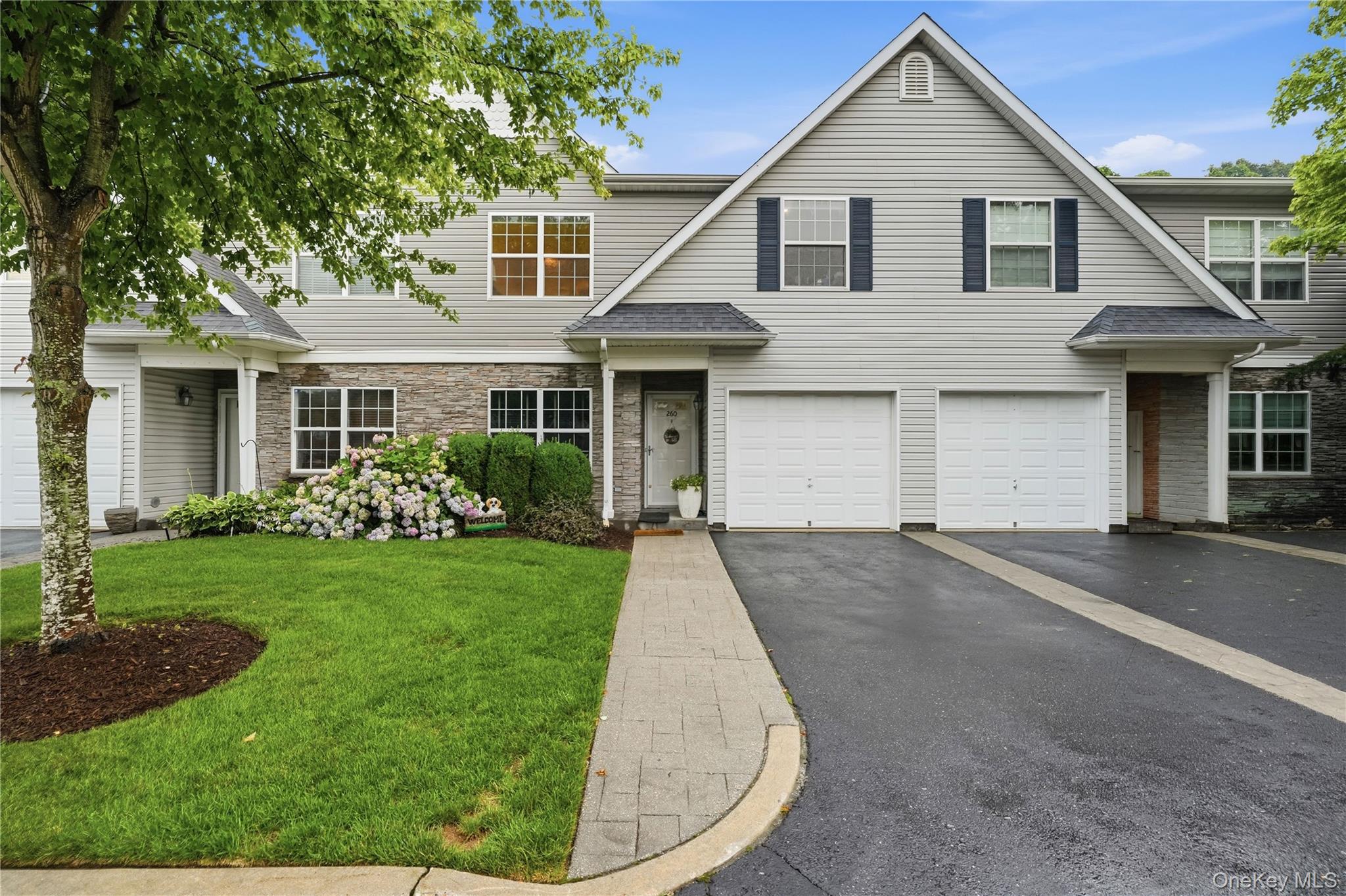 260 Medea Way – For Sale