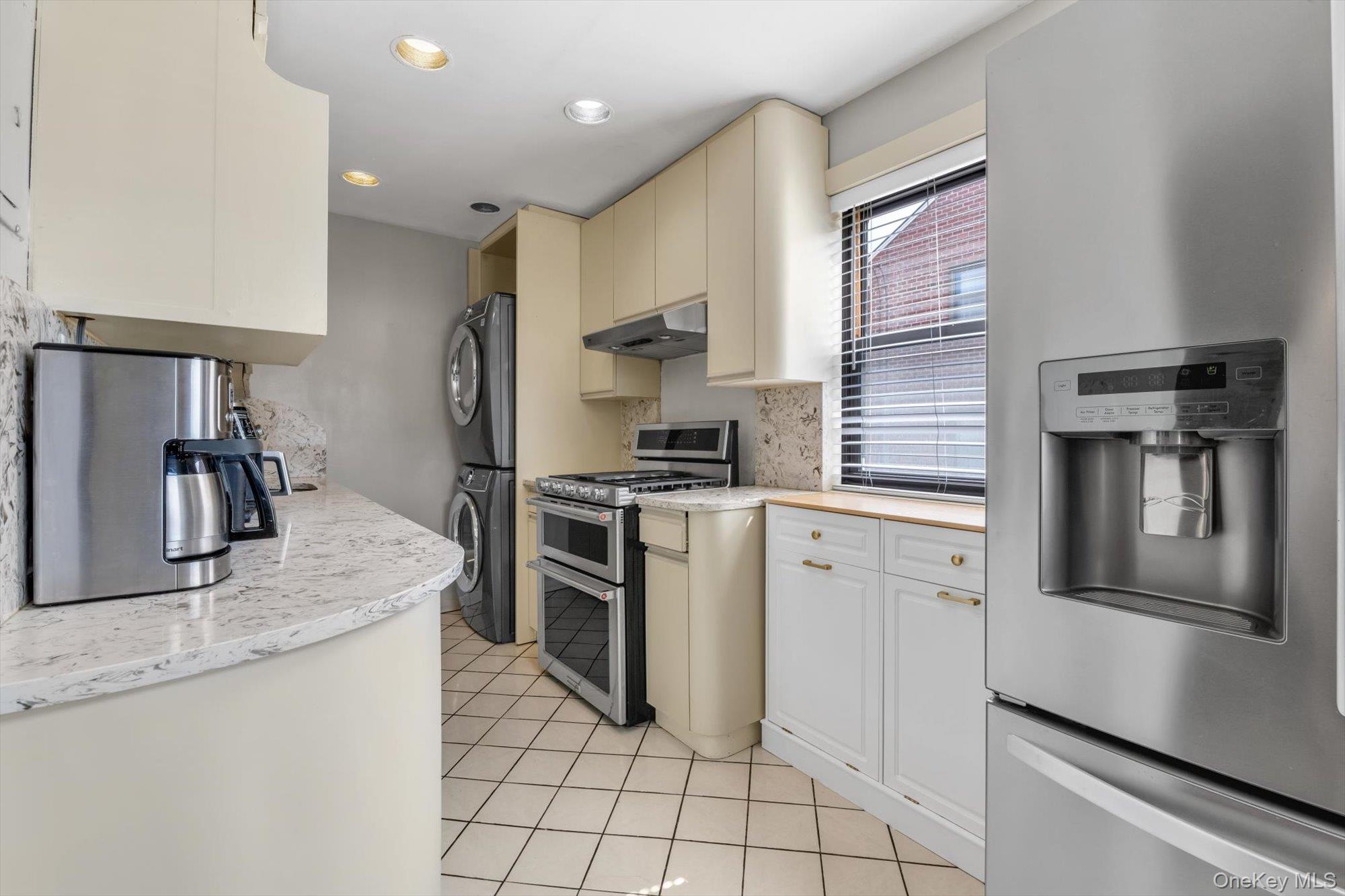 163-02 Willets Point Blvd., Unit #4-221 photo 5