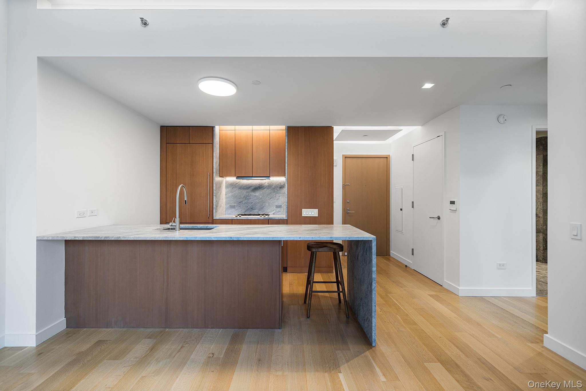 611 W 56th Street, Unit 6F