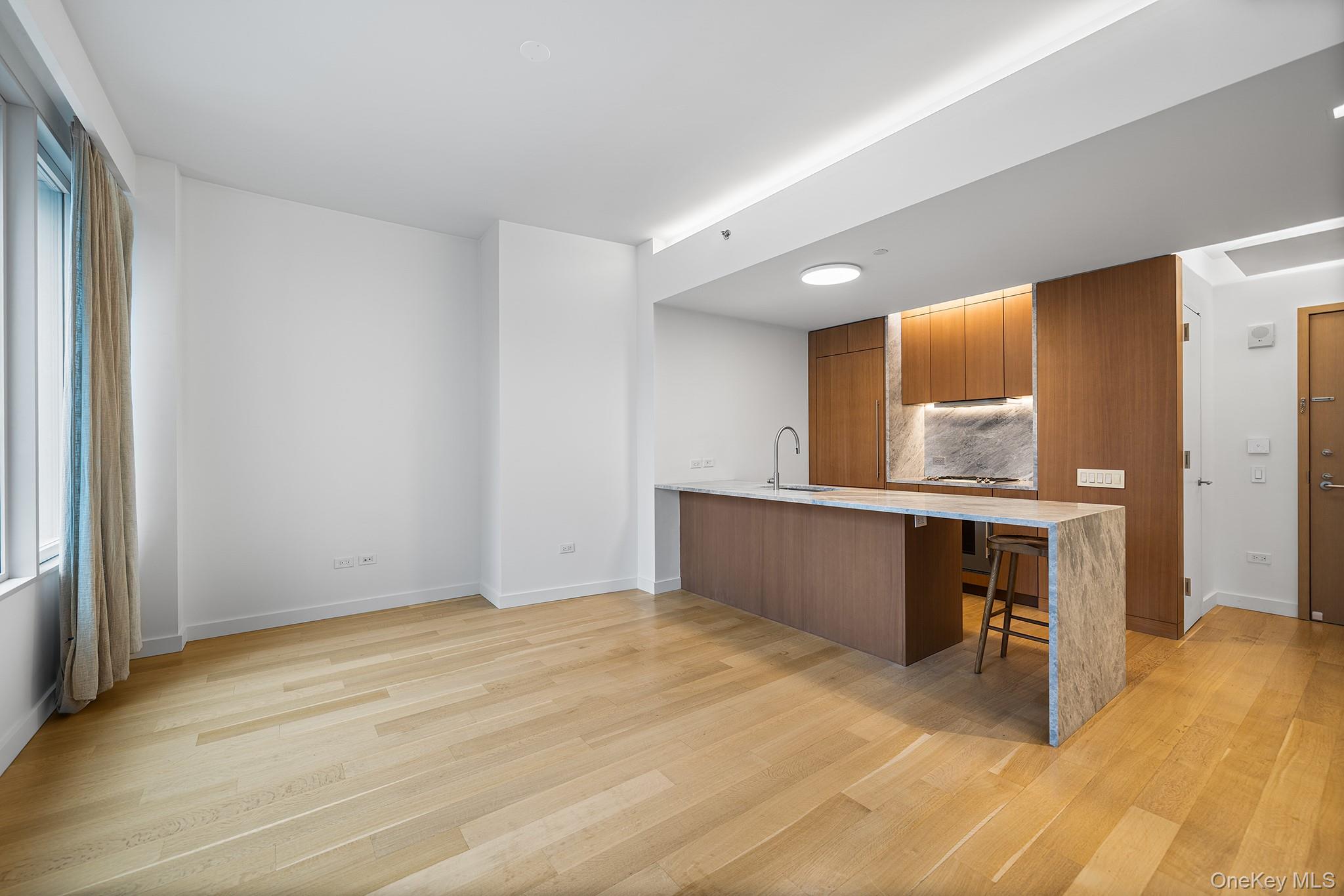 611 W 56th Street, Unit 6F photo 5