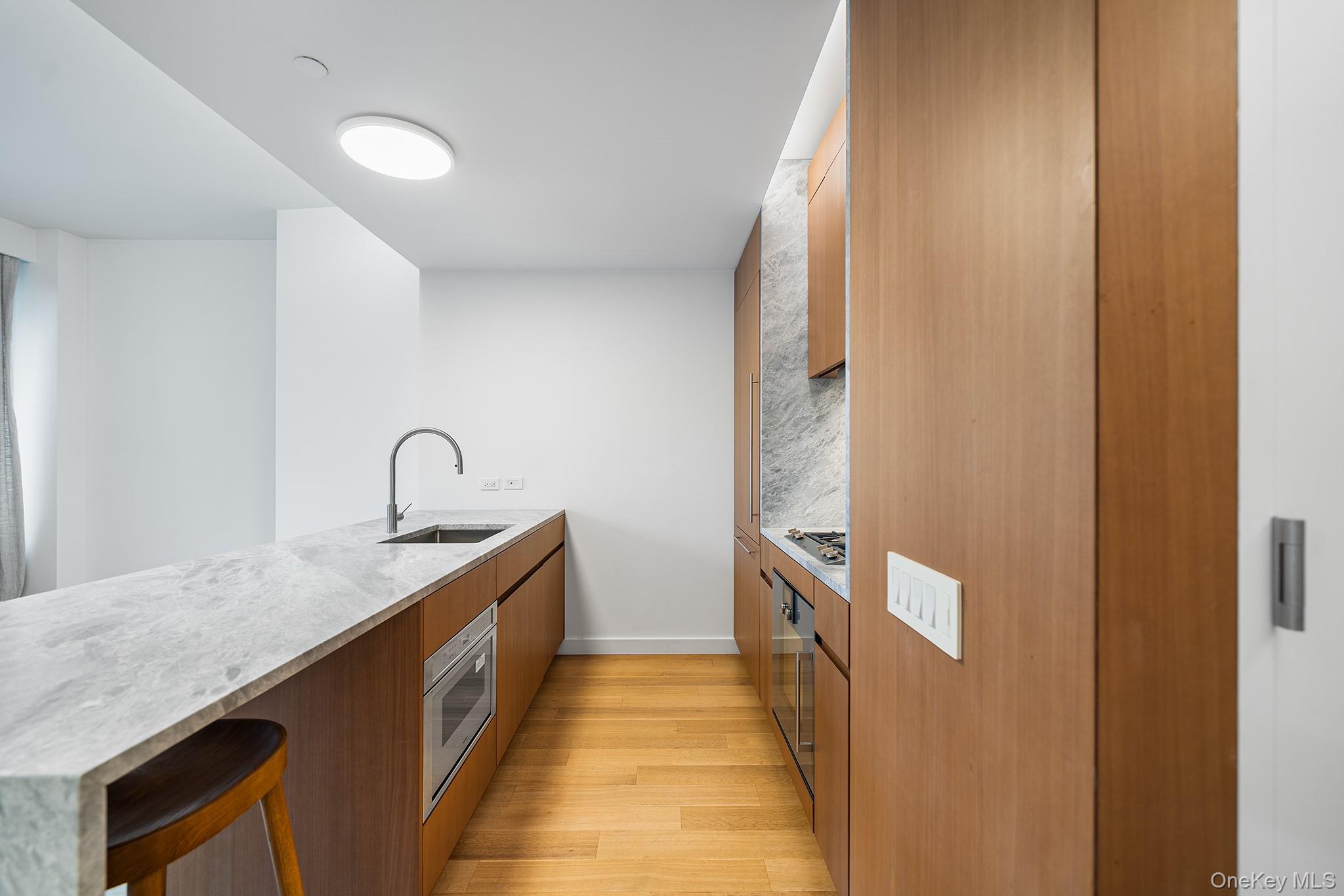 611 W 56th Street, Unit 6F photo 4