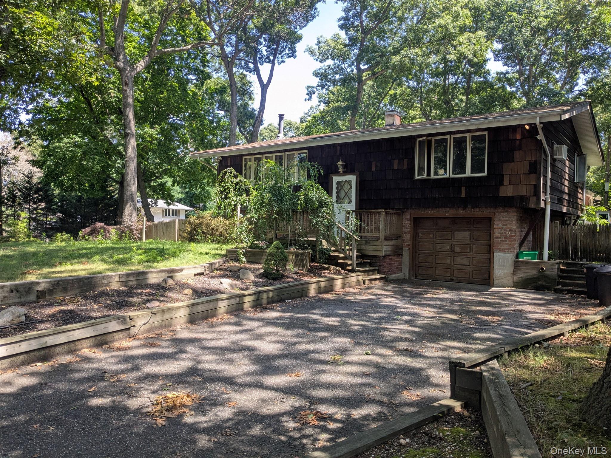 45 Deepdale Drive – For Sale photo 2