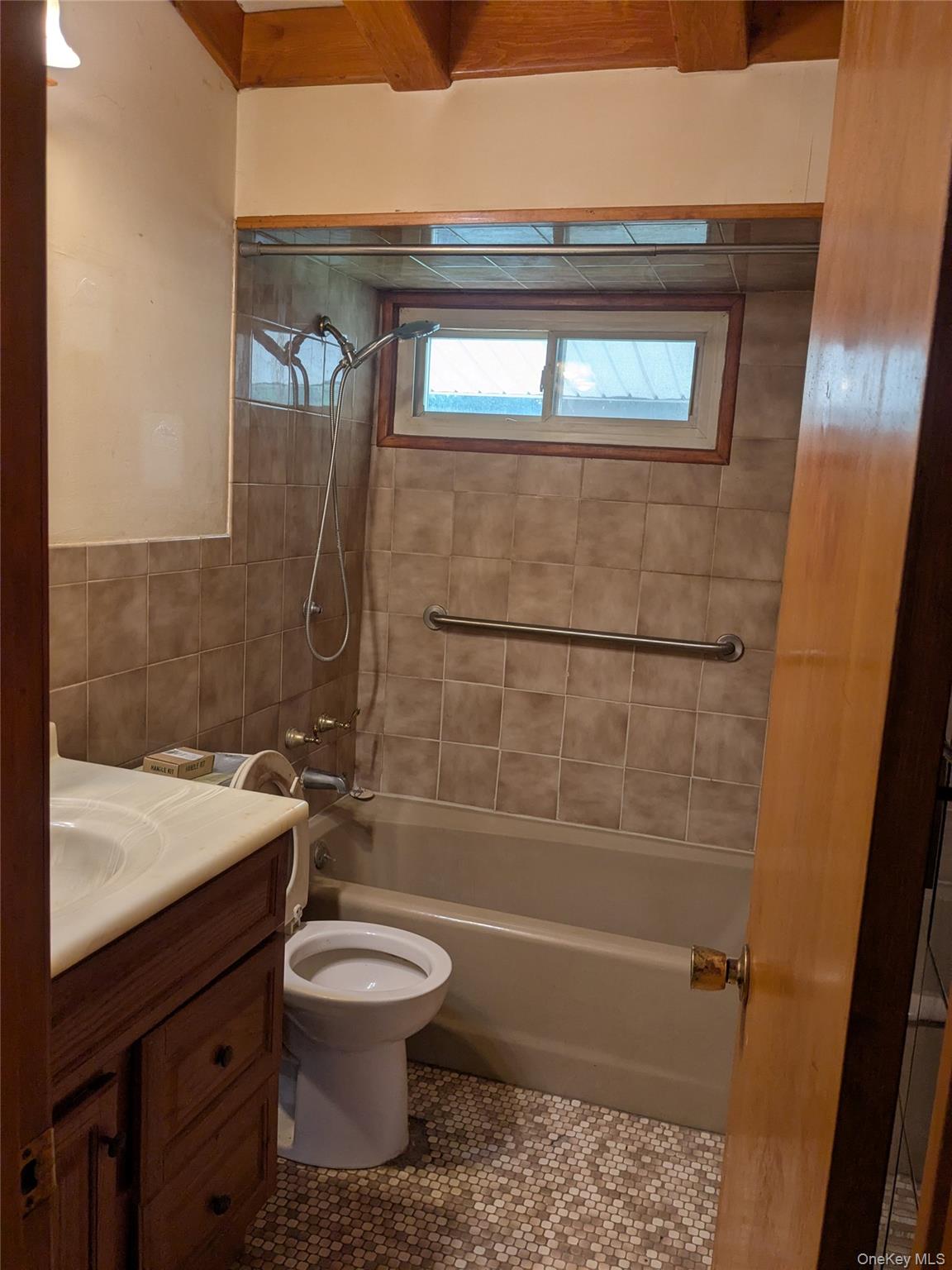 45 Deepdale Drive – For Sale photo 9