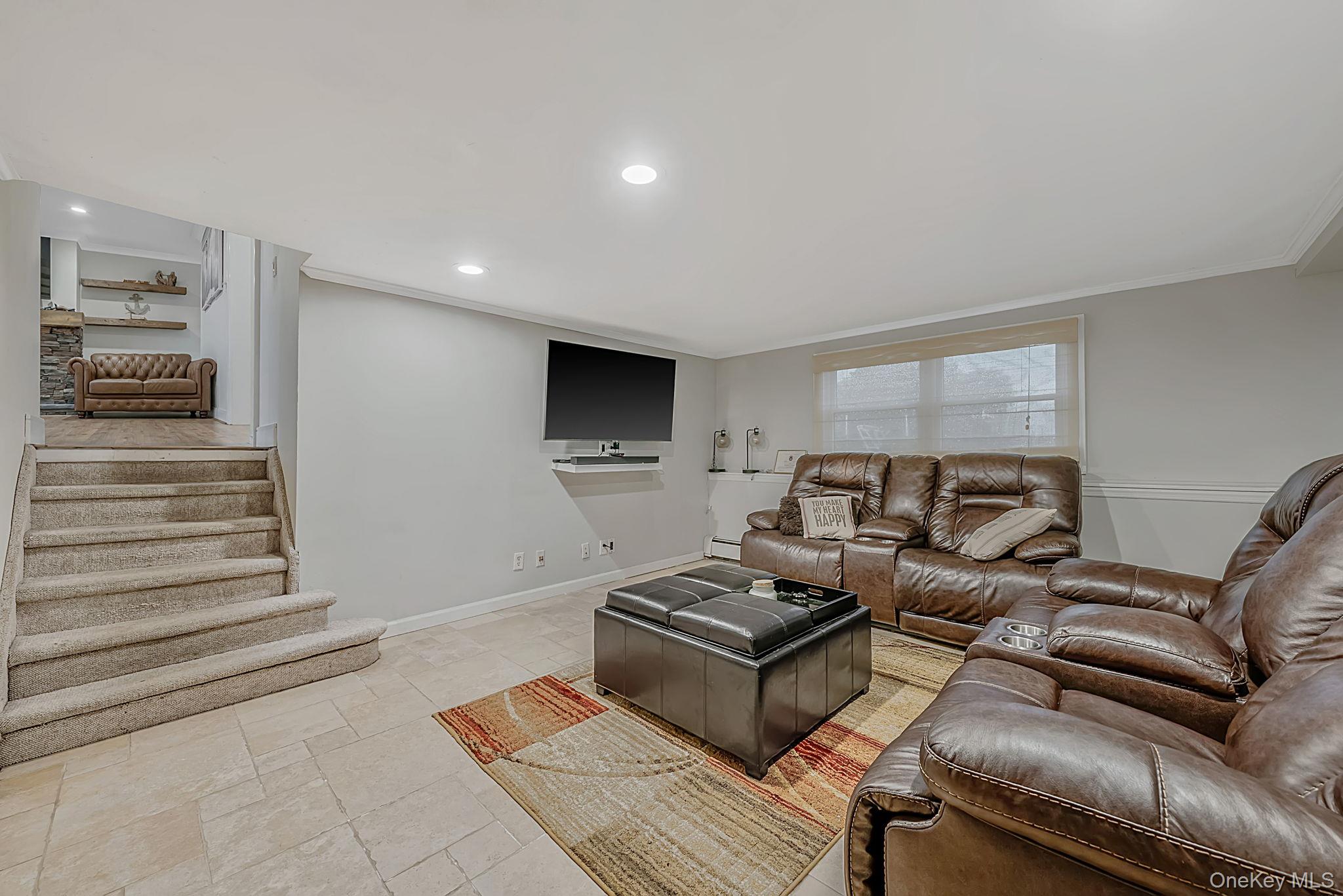 511 Devon Place – For Sale photo 16