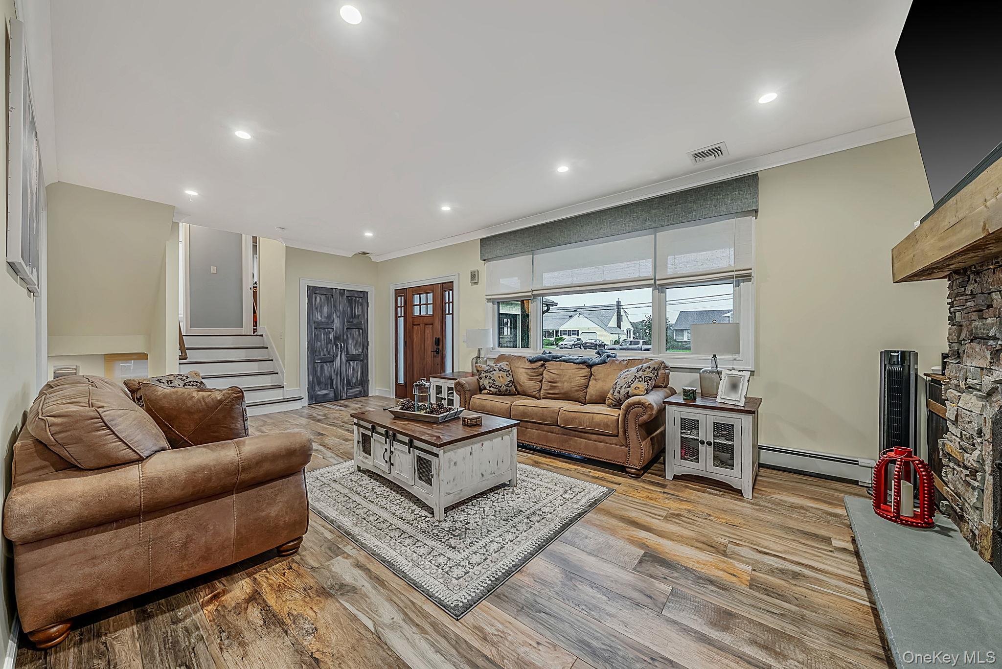 511 Devon Place – For Sale photo 13
