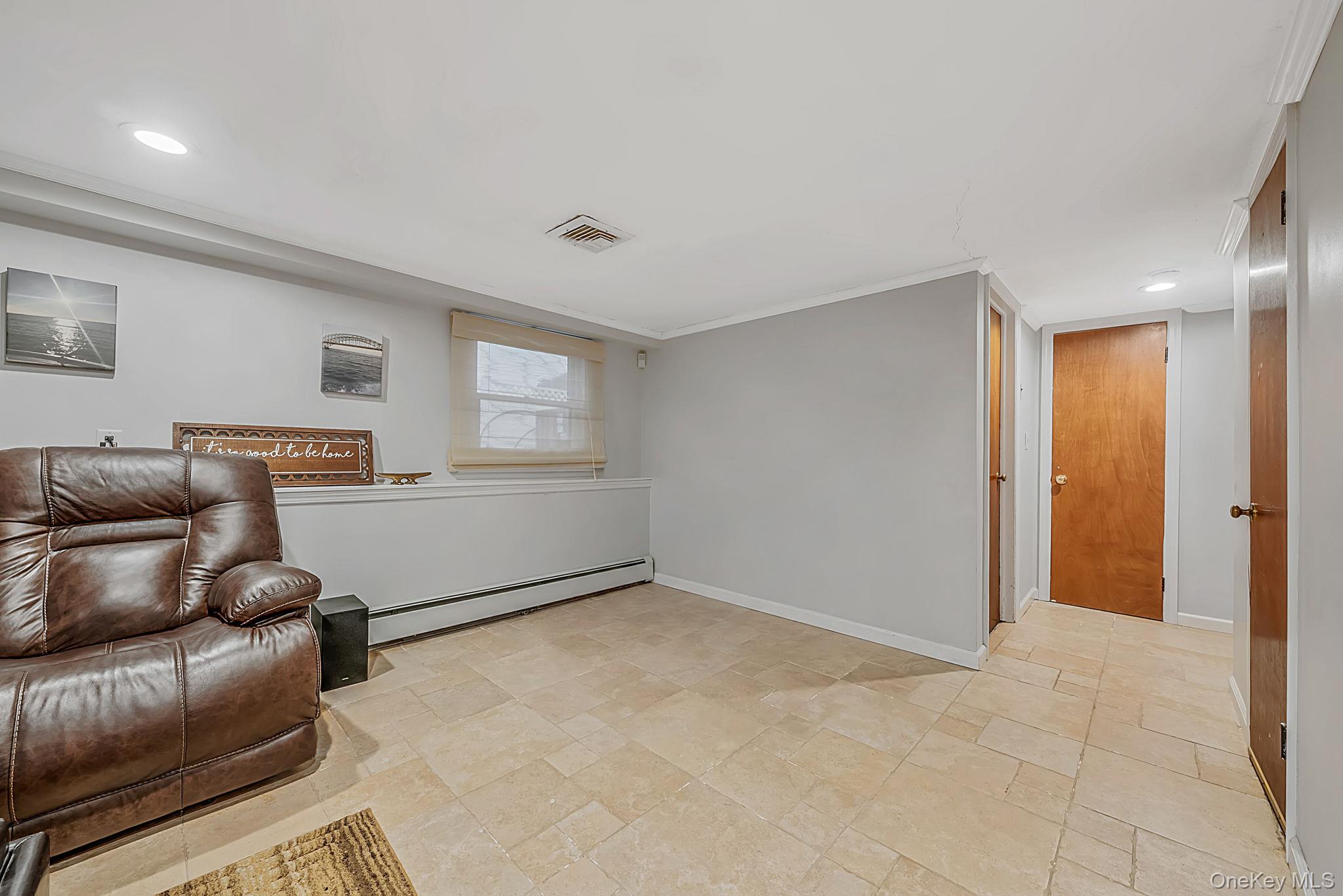511 Devon Place – For Sale photo 17