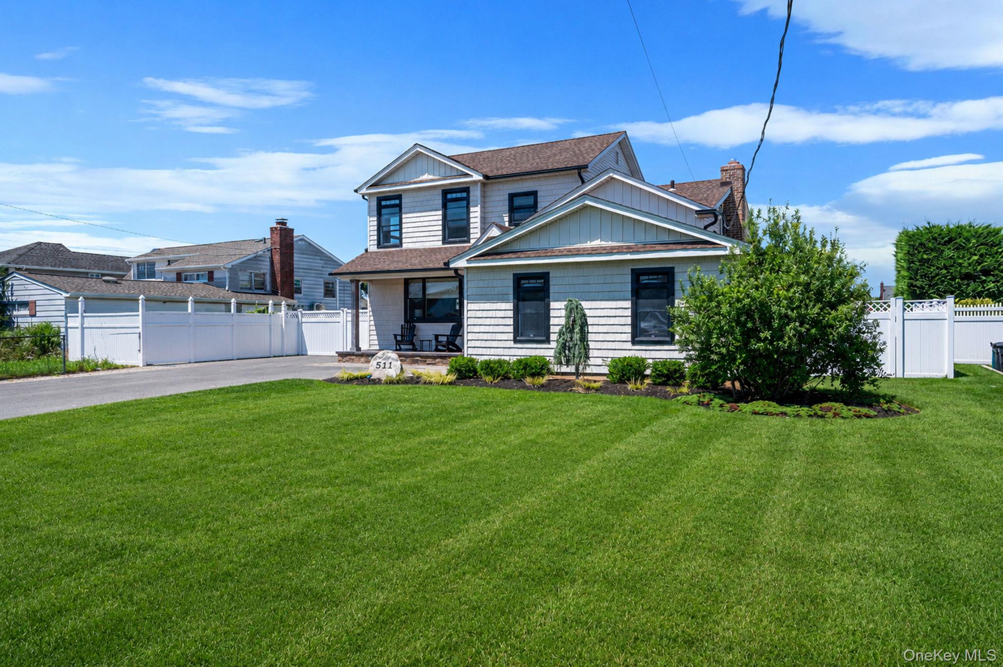 511 Devon Place – For Sale photo 3