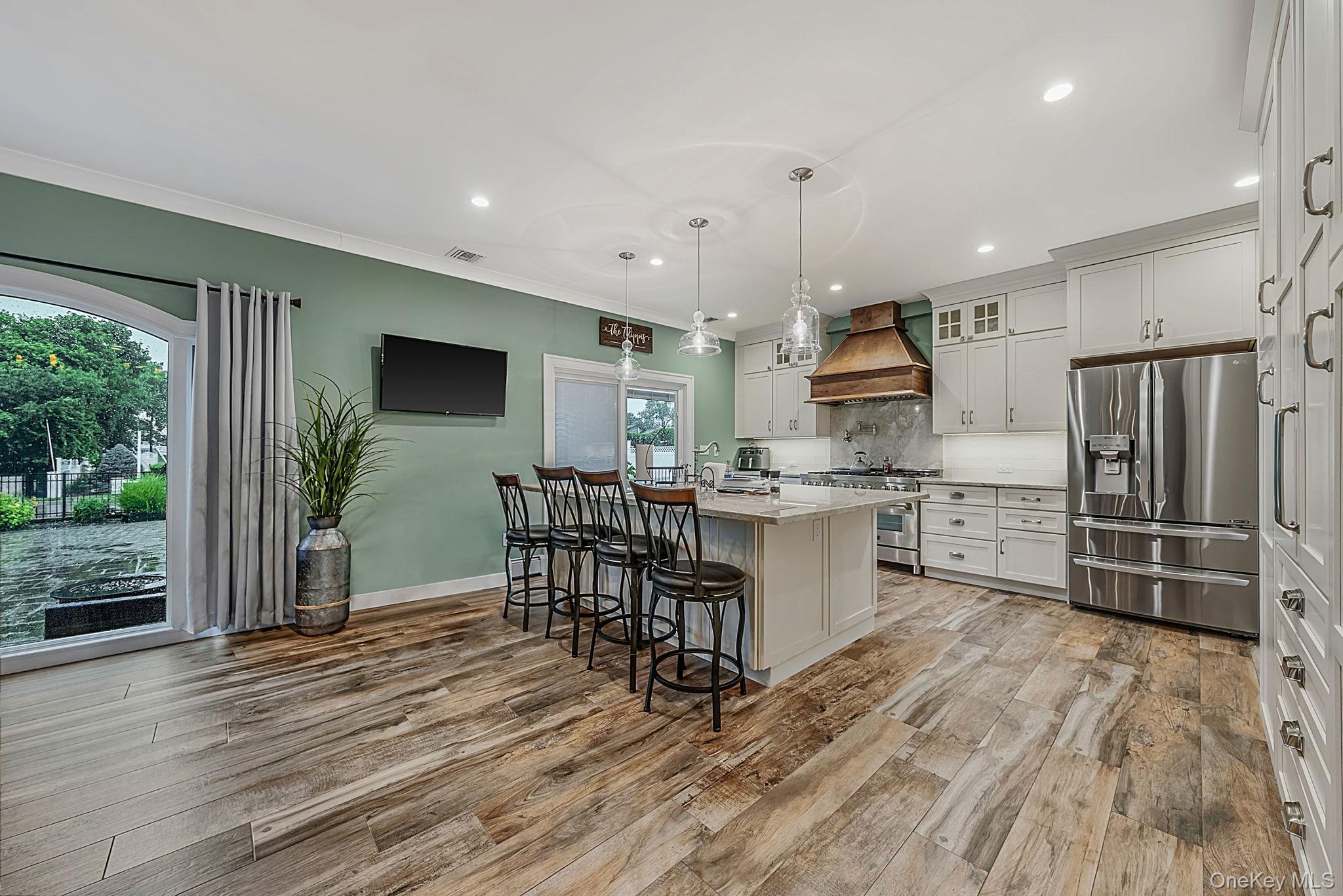 511 Devon Place – For Sale photo 9