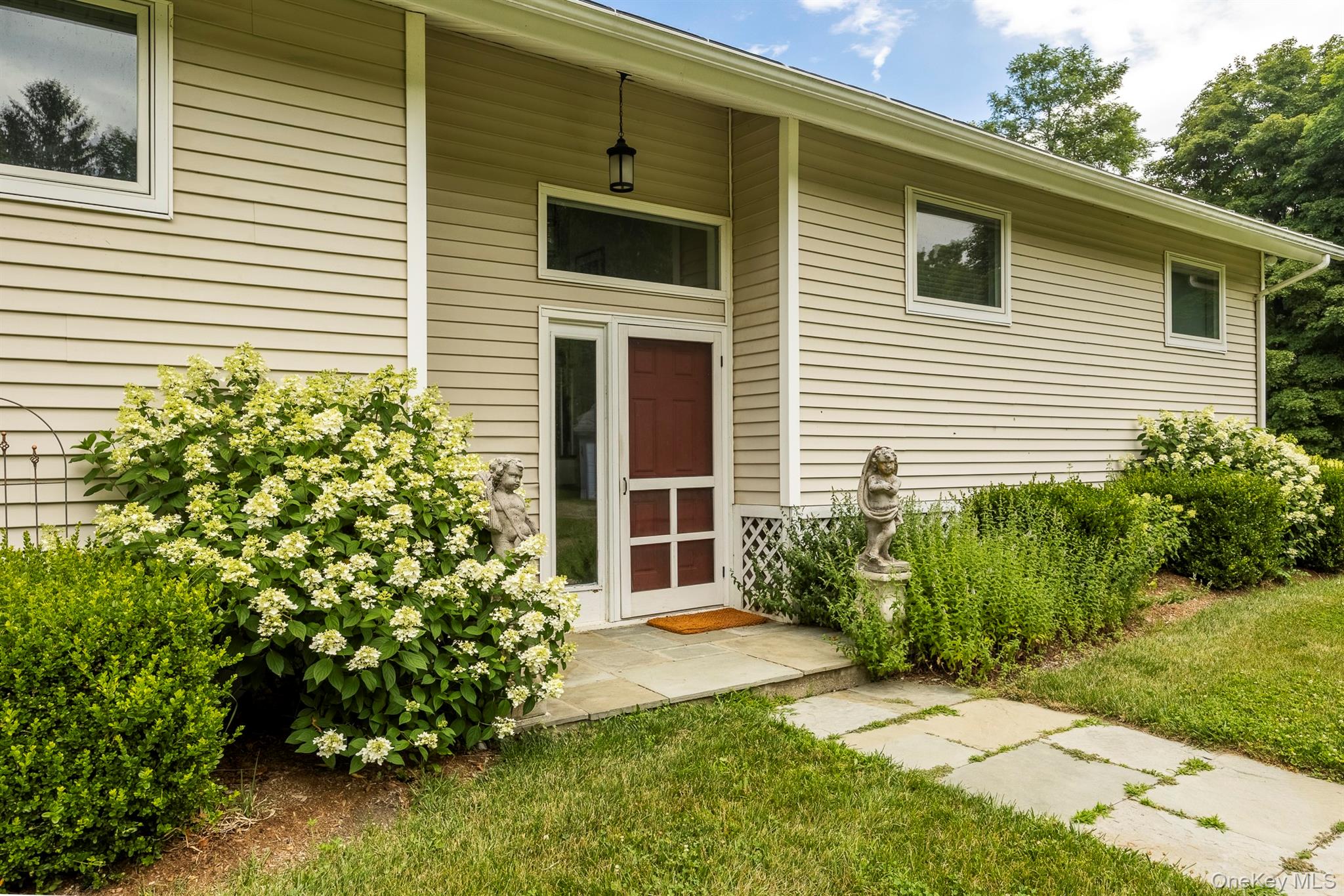 860 Hunns Lake – For Rent photo 4
