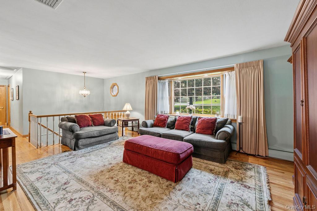 5 Newport Court – For Sale photo 7