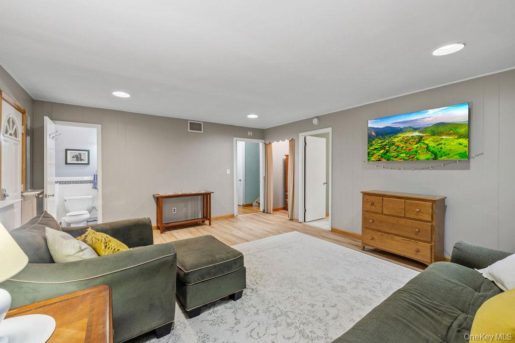 5 Newport Court – For Sale photo 23