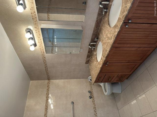 125 E Broadway, Unit 302 photo 31