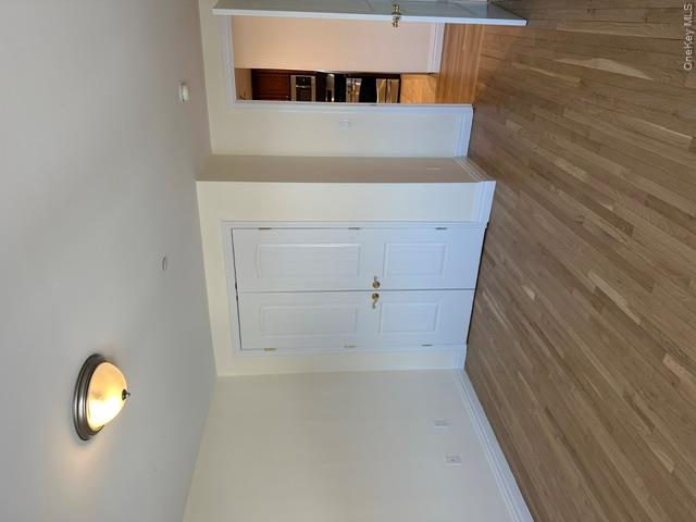125 E Broadway, Unit 302 photo 38