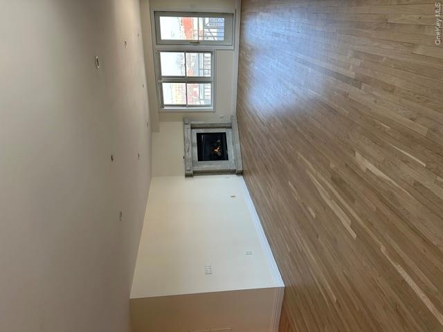 125 E Broadway, Unit 302 photo 44
