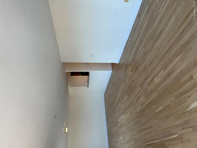 125 E Broadway, Unit 302 photo 16