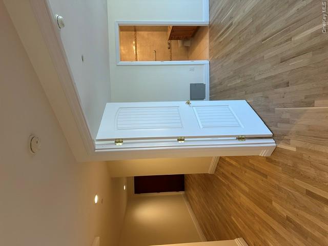 125 E Broadway, Unit 302 photo 18