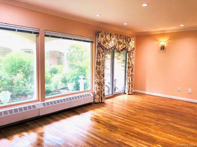 12-31 Robin Lane, Unit Triplex, 1 photo 5