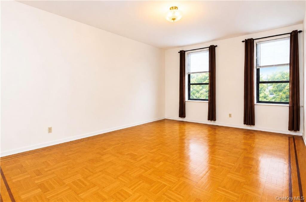 1289 E 19th Street, Unit D4 photo 3