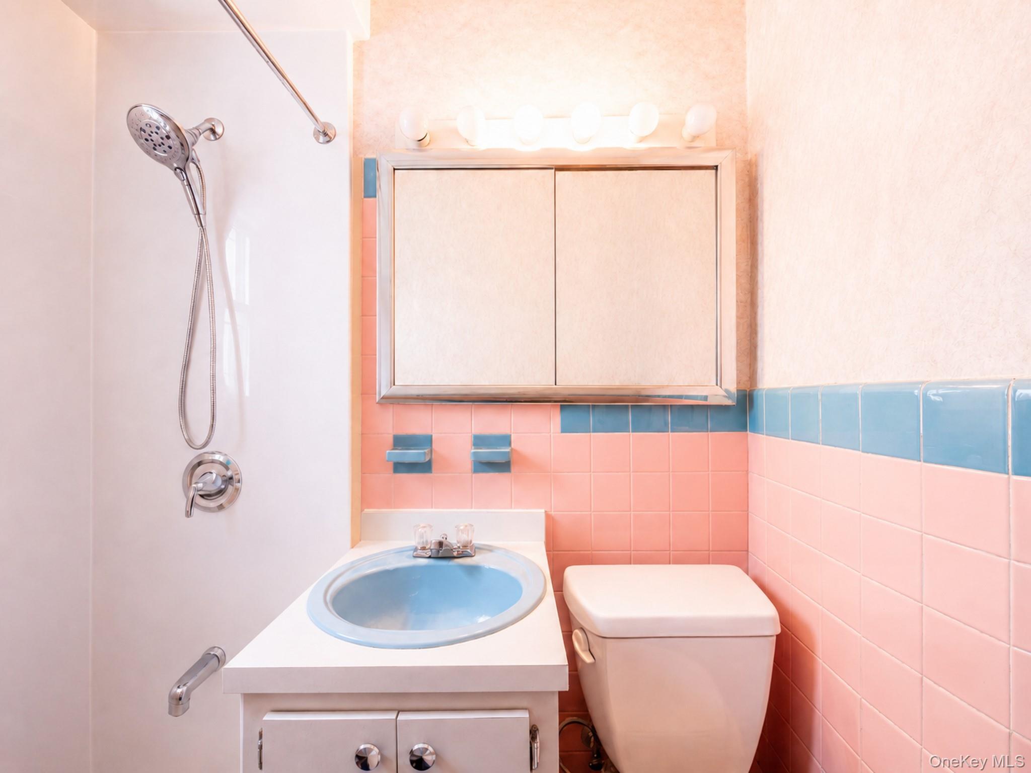 76-53 172nd Street – For Sale photo 14