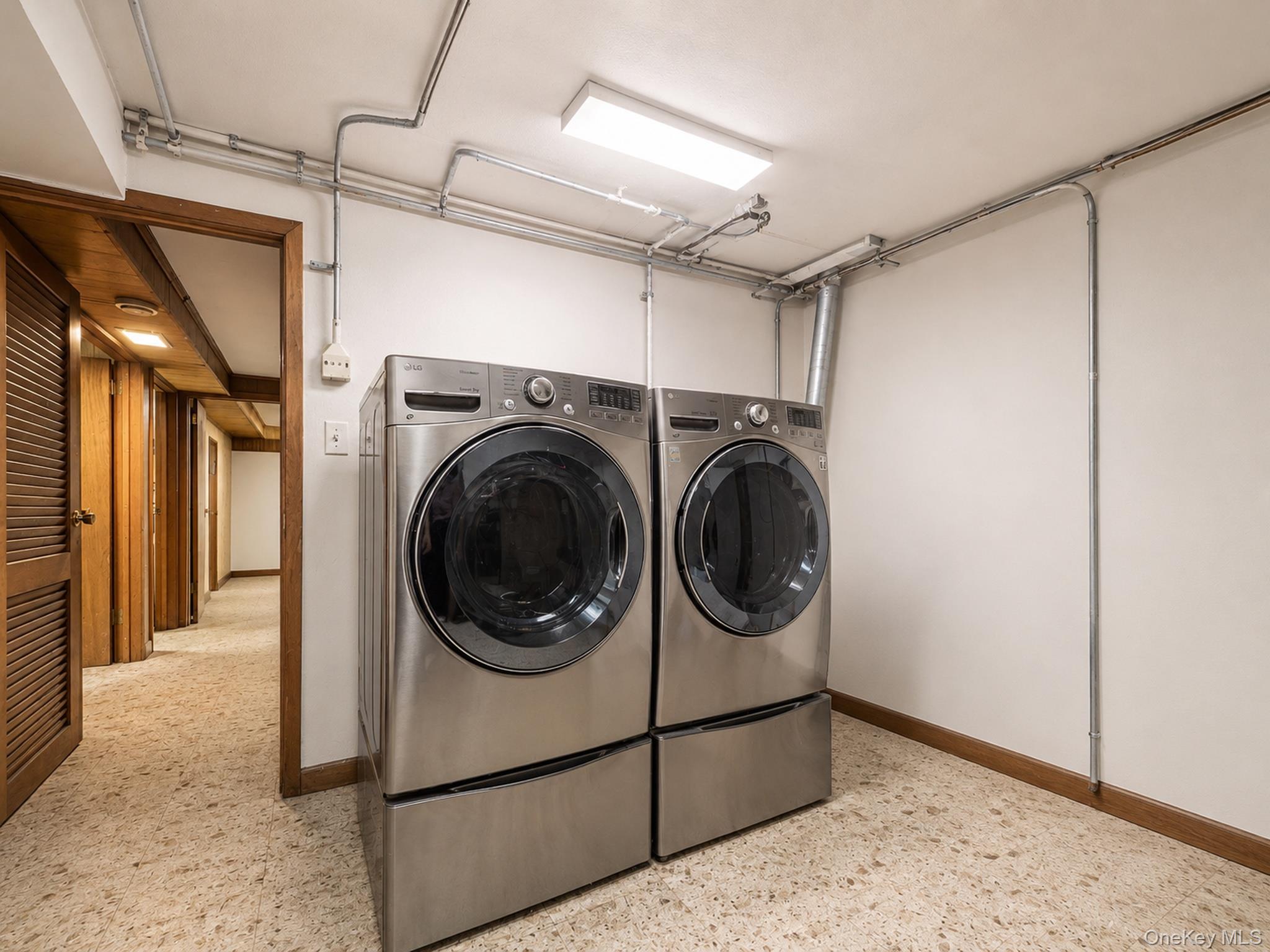 76-53 172nd Street – For Sale photo 34