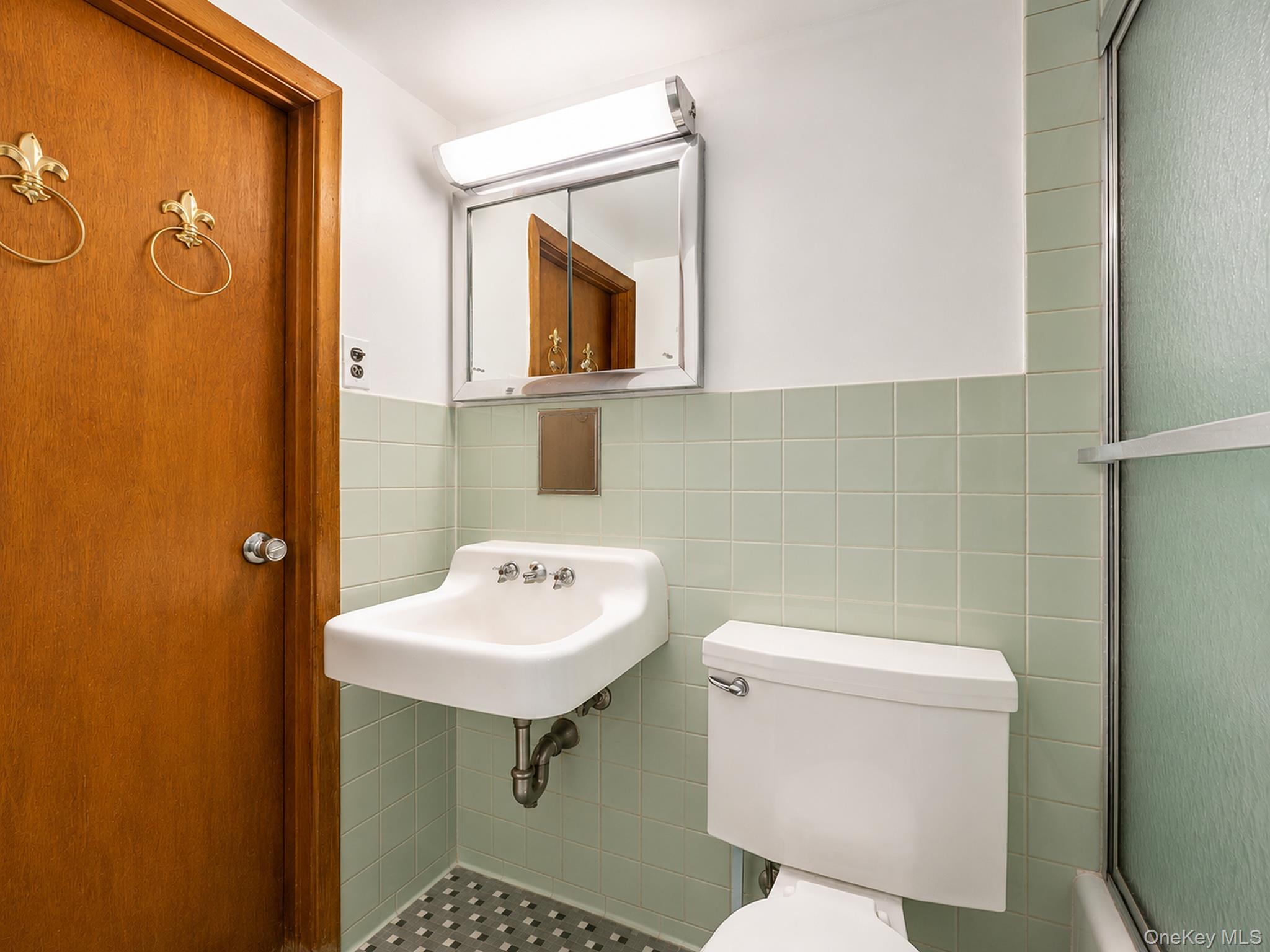 76-53 172nd Street – For Sale photo 33