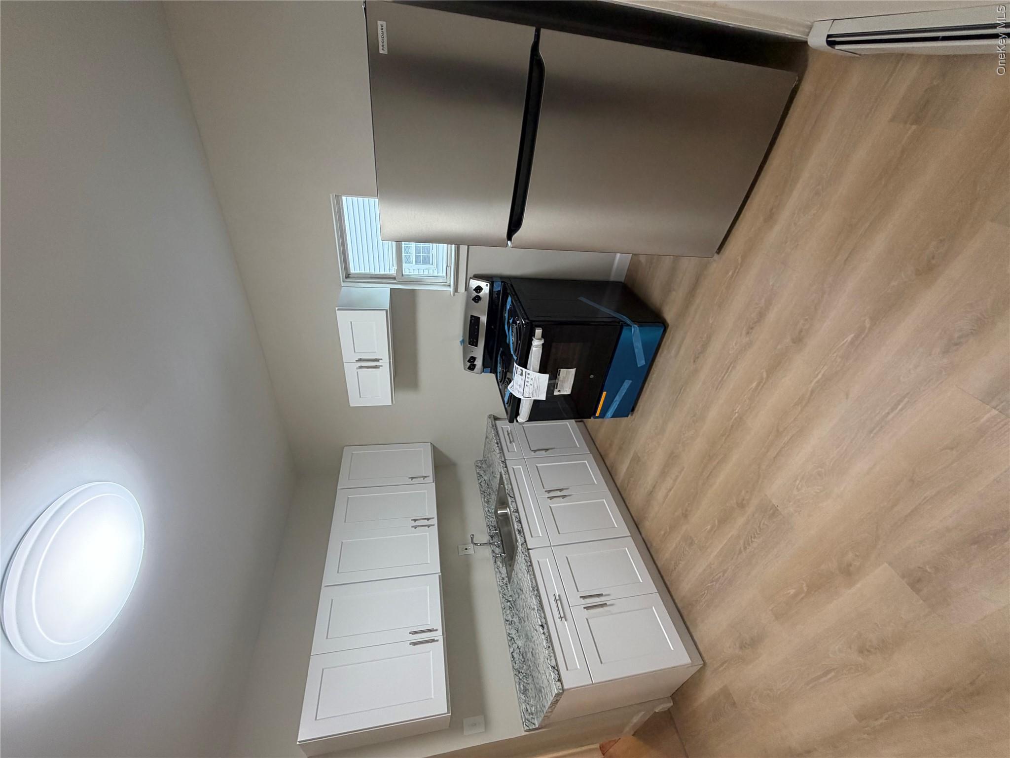 14 Perkal Street – For Rent photo 6